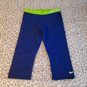 Nike Pro Dri-fit Capri Leggings